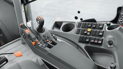 AXION 800 Stage V