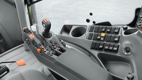 AXION 800 Stage V