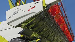 Płozy ze zintegrowanym systemem AUTO CONTOUR do perfekcyjnego dopasowania do podłoża na całej szerokości roboczej. - Przyrządy robocze